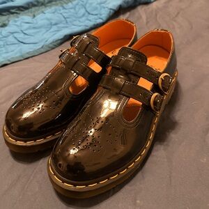 Doc Martens 8065 Mary Jane shoes in black patent size 9 women’s